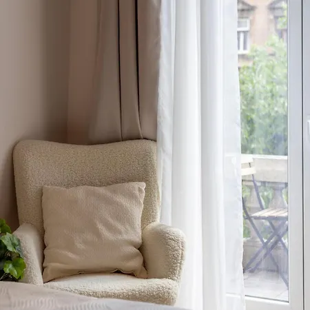 Harmony On St' Stephen Boulevard