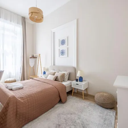 Harmony On St' Stephen Boulevard Apartmán *
