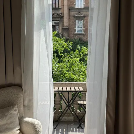 Apartmán Harmony On St' Stephen Boulevard